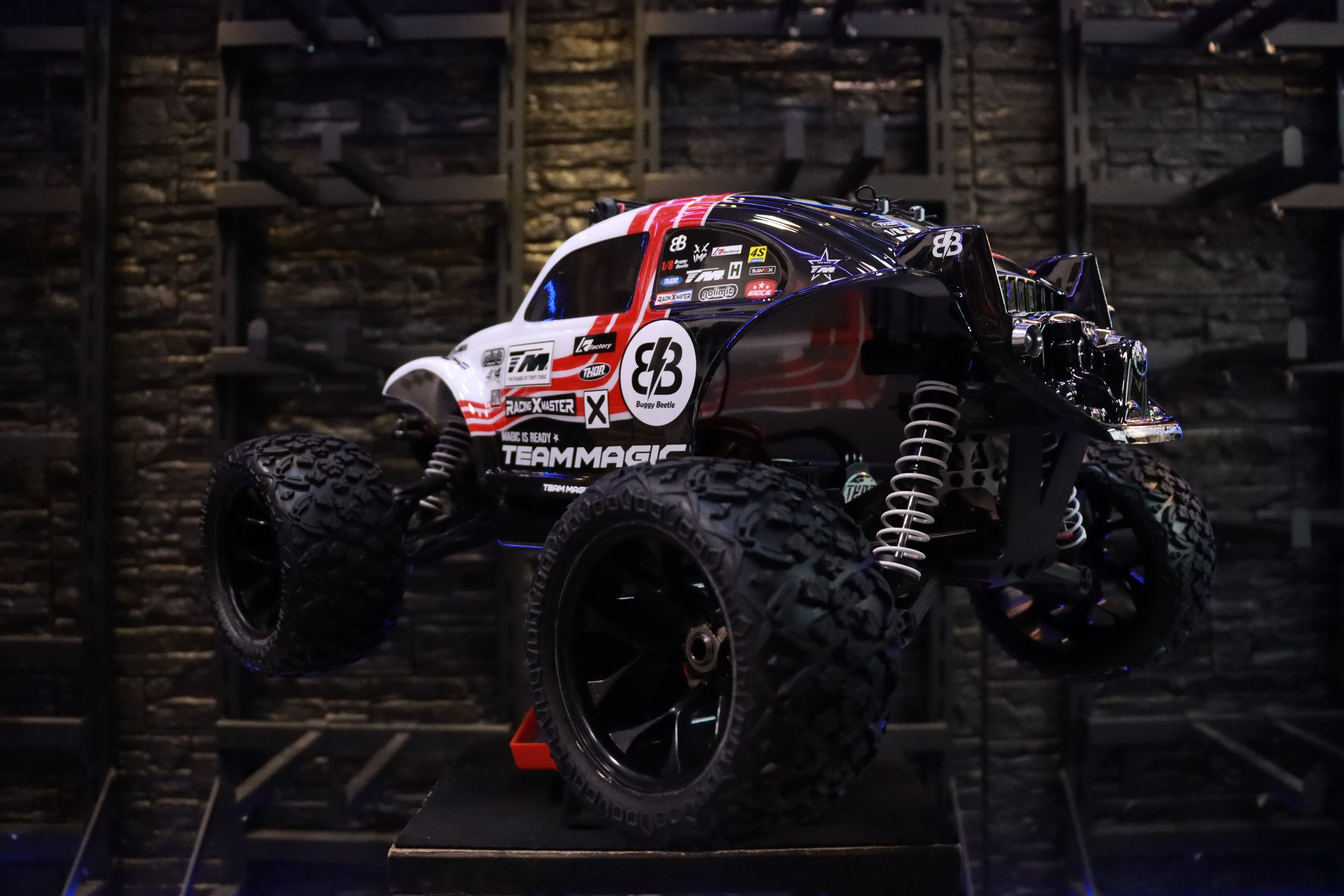 《 1/8 BETTLE BAJA 4S 無刷金龜 》｜Team Magic系列 遙控車｜