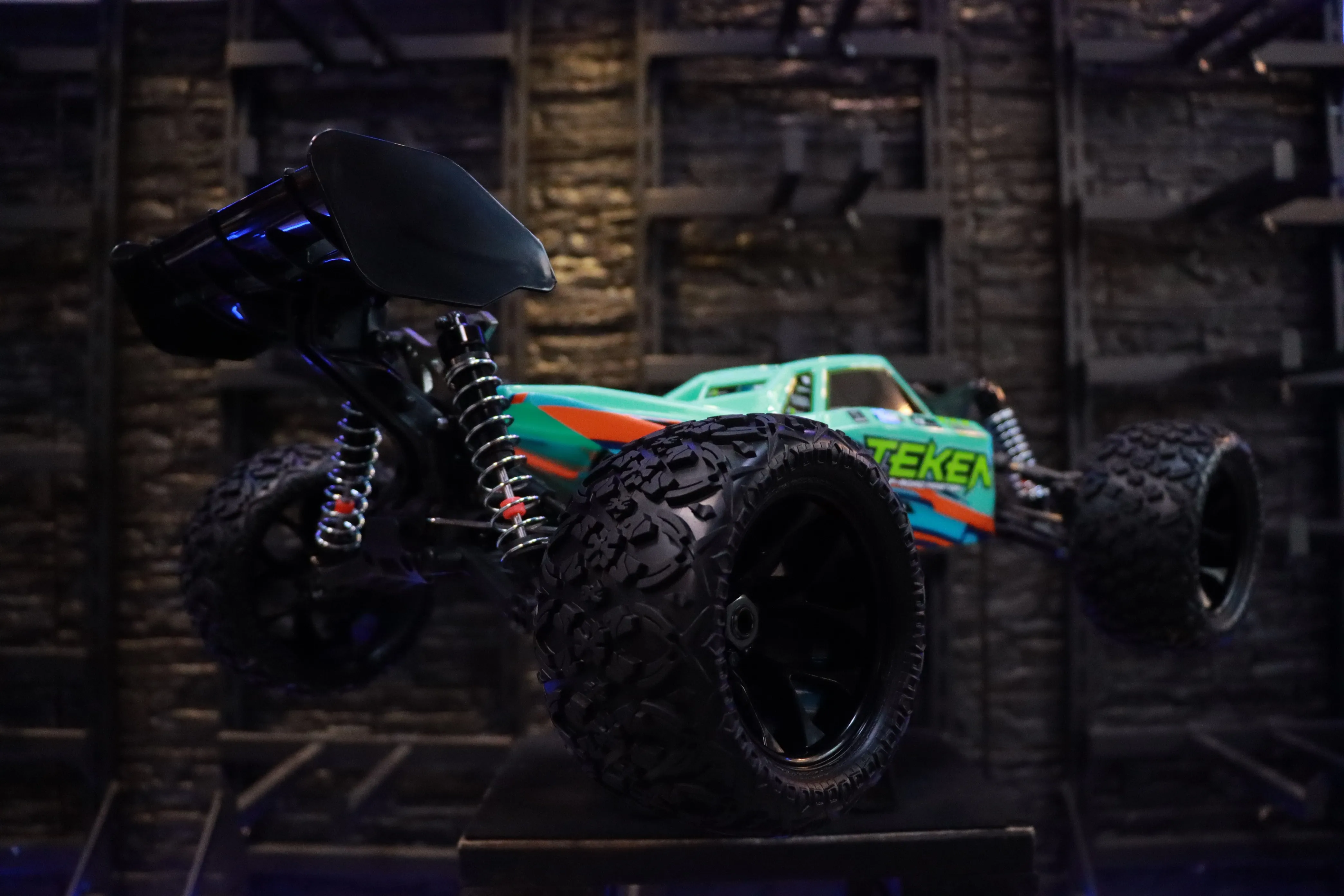 《 1/8 TEKEN 4S 無刷競卡 》｜Team Magic系列 遙控車｜