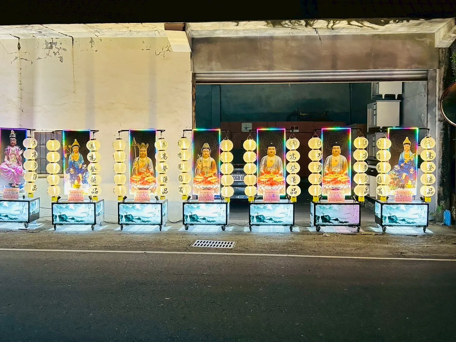 佛祖引路燈籠