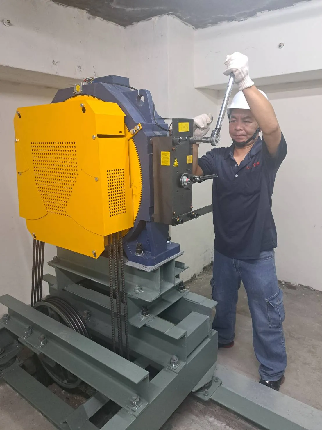 電梯煞車器點檢間隙調整