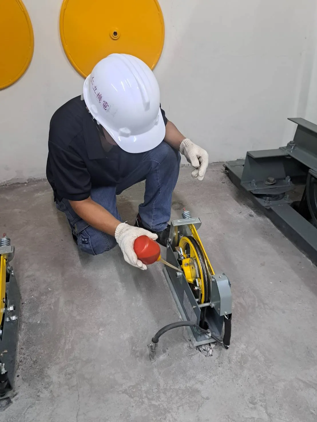 調速機點檢潤滑