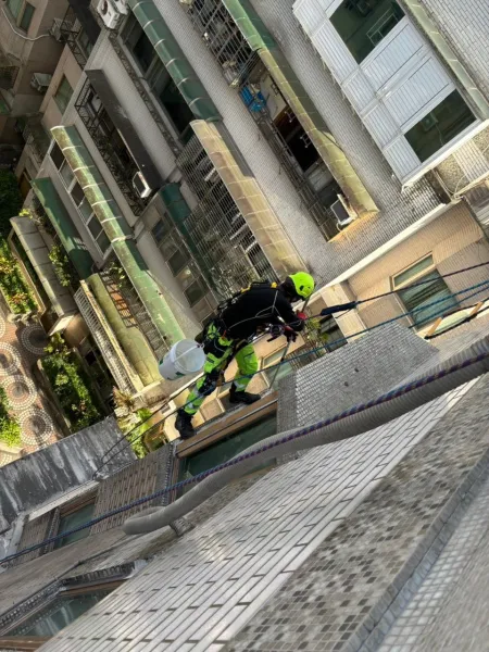 外牆防水蜘蛛人｜台中外牆防水蜘蛛人｜台中防水工程｜大雅外牆防水蜘蛛人｜大雅防水工程