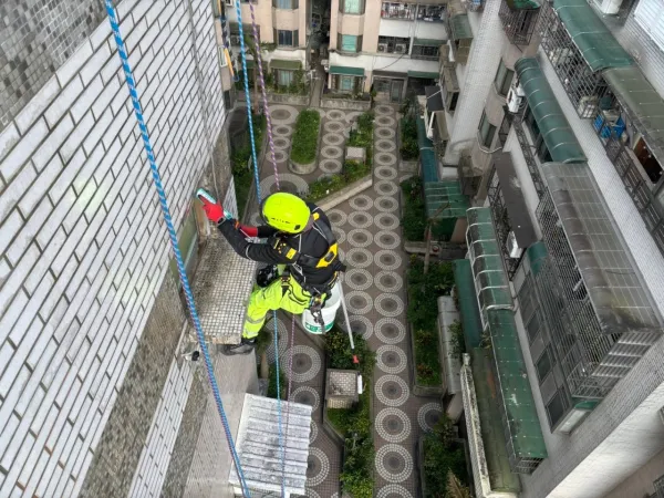 外牆防水蜘蛛人|台中外牆防水蜘蛛人|台中防水工程|大雅外牆防水蜘蛛人|大雅防水工程