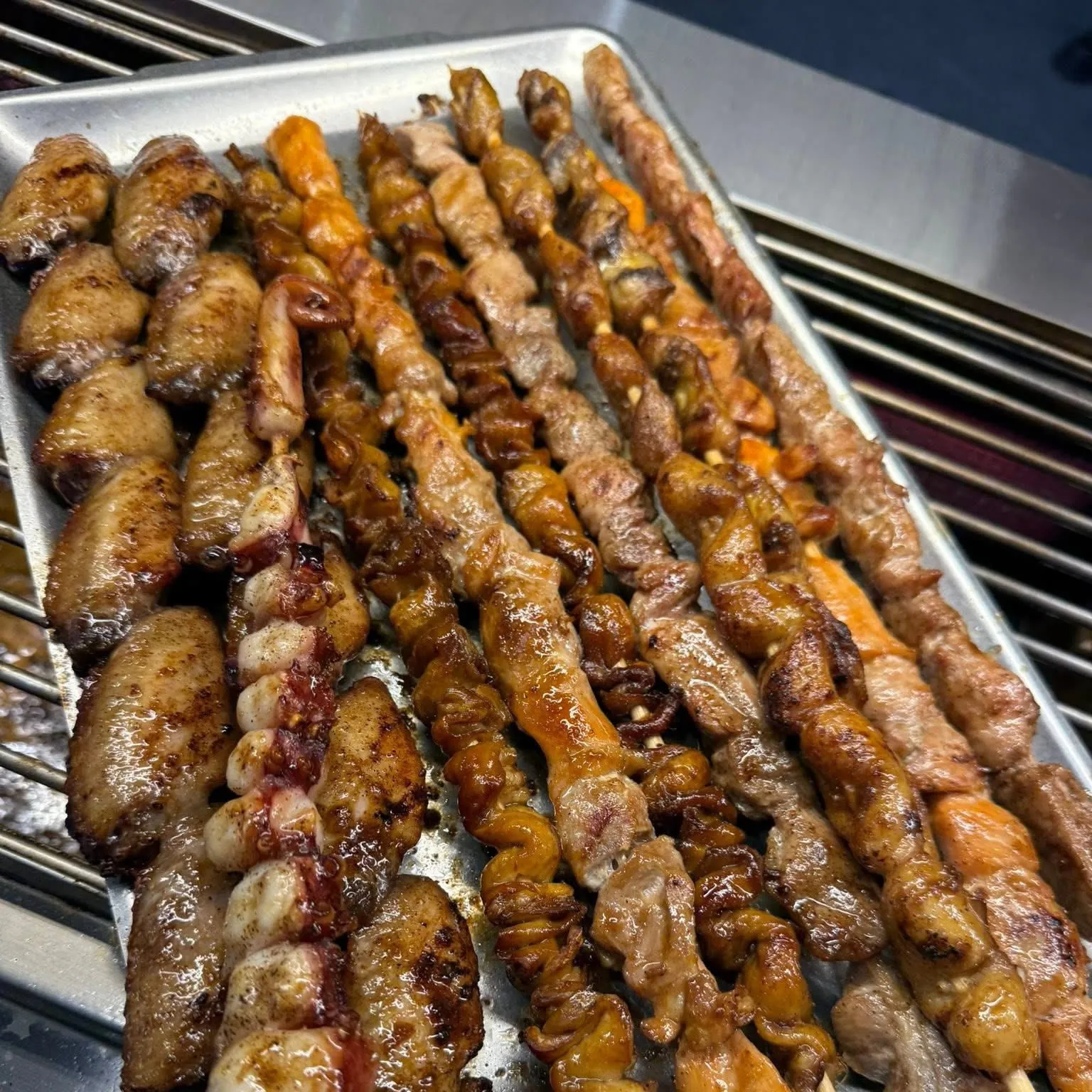 肚子餓了嗎?來吃烤肉吧