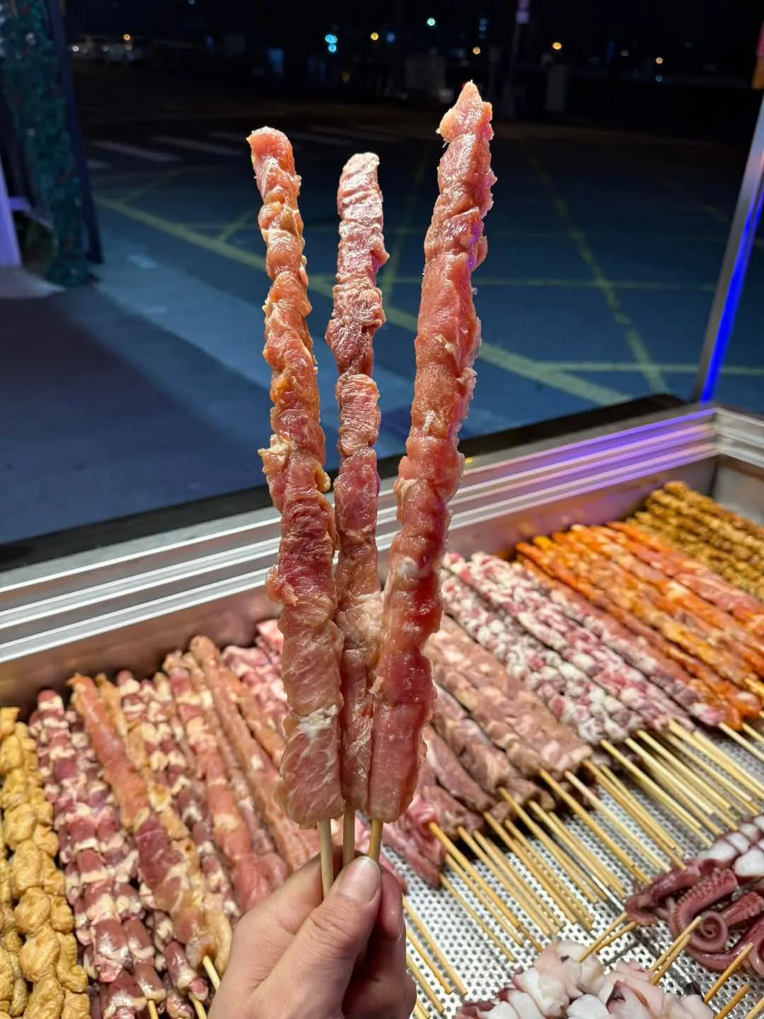 15吋巨無霸醬燒豬肉串10串M06