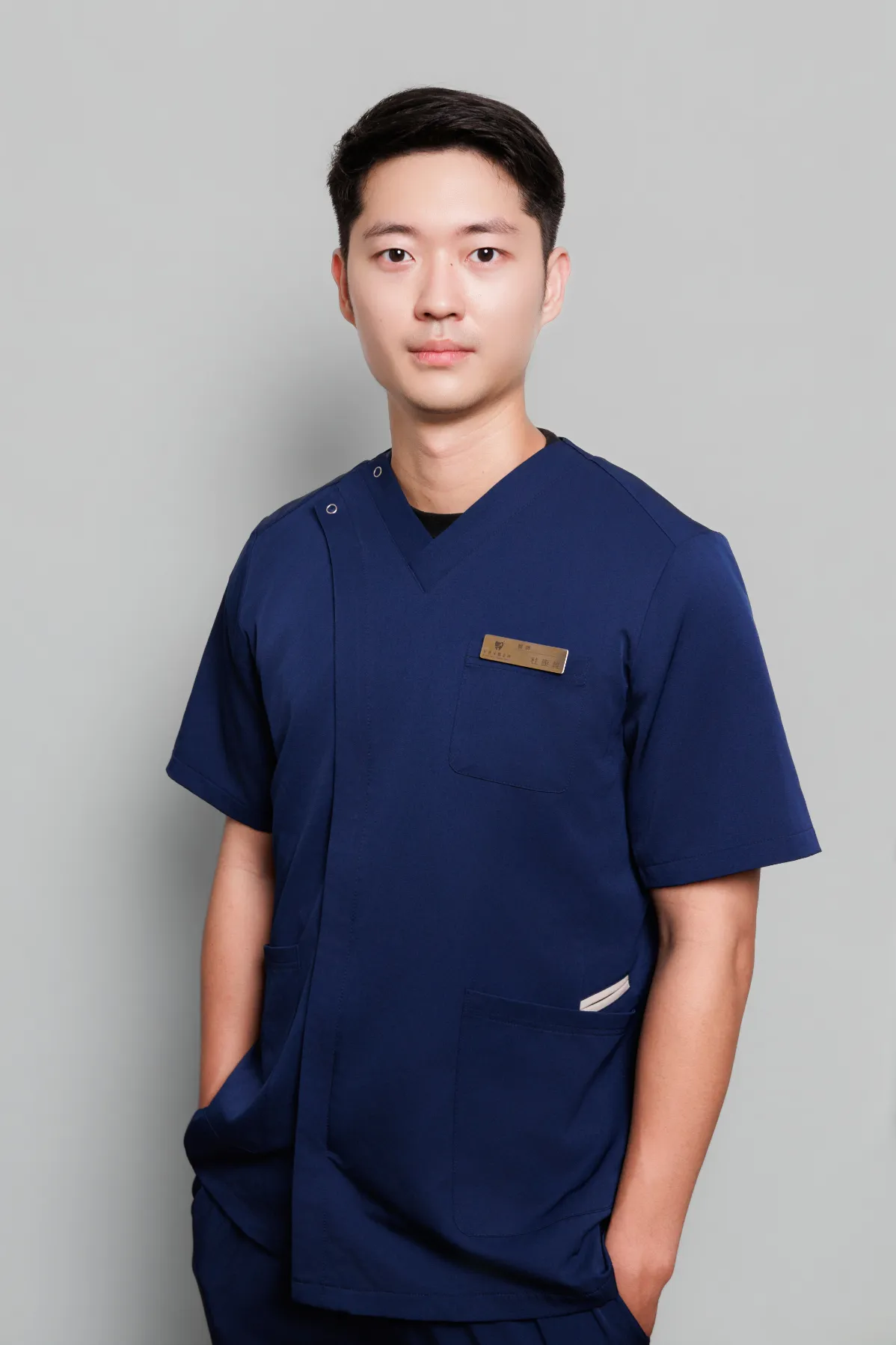 杜康維 牙醫師