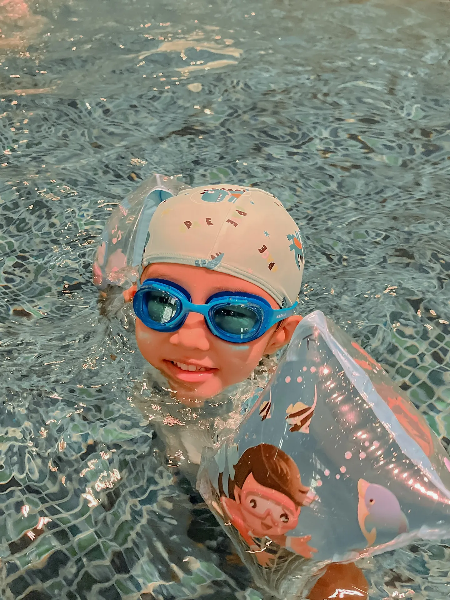 學游泳，不只是游泳，而是孩子成長的另一種方式。　台中兒童游泳班｜西屯兒童學游泳