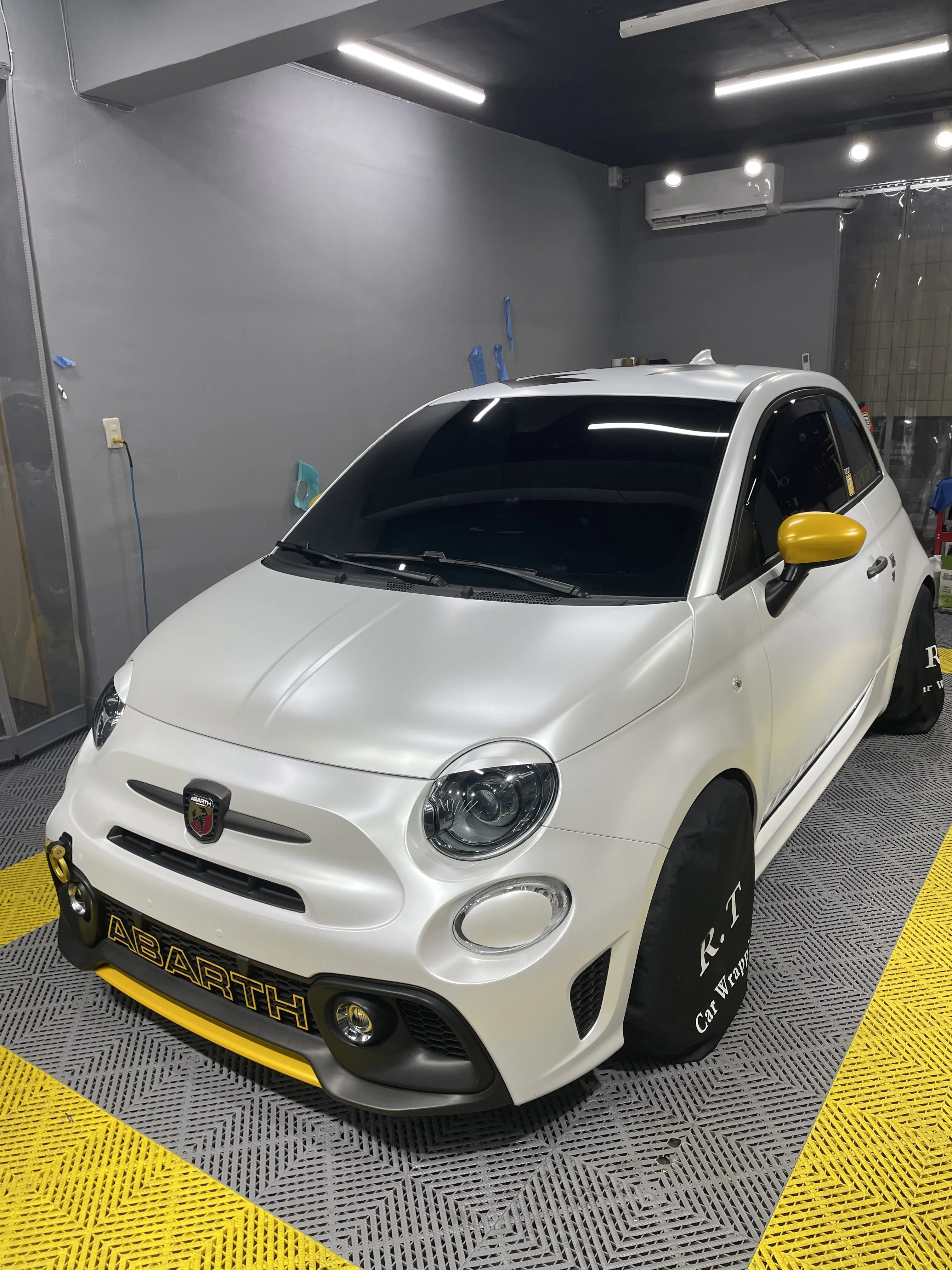 Abarth 595 全車改色