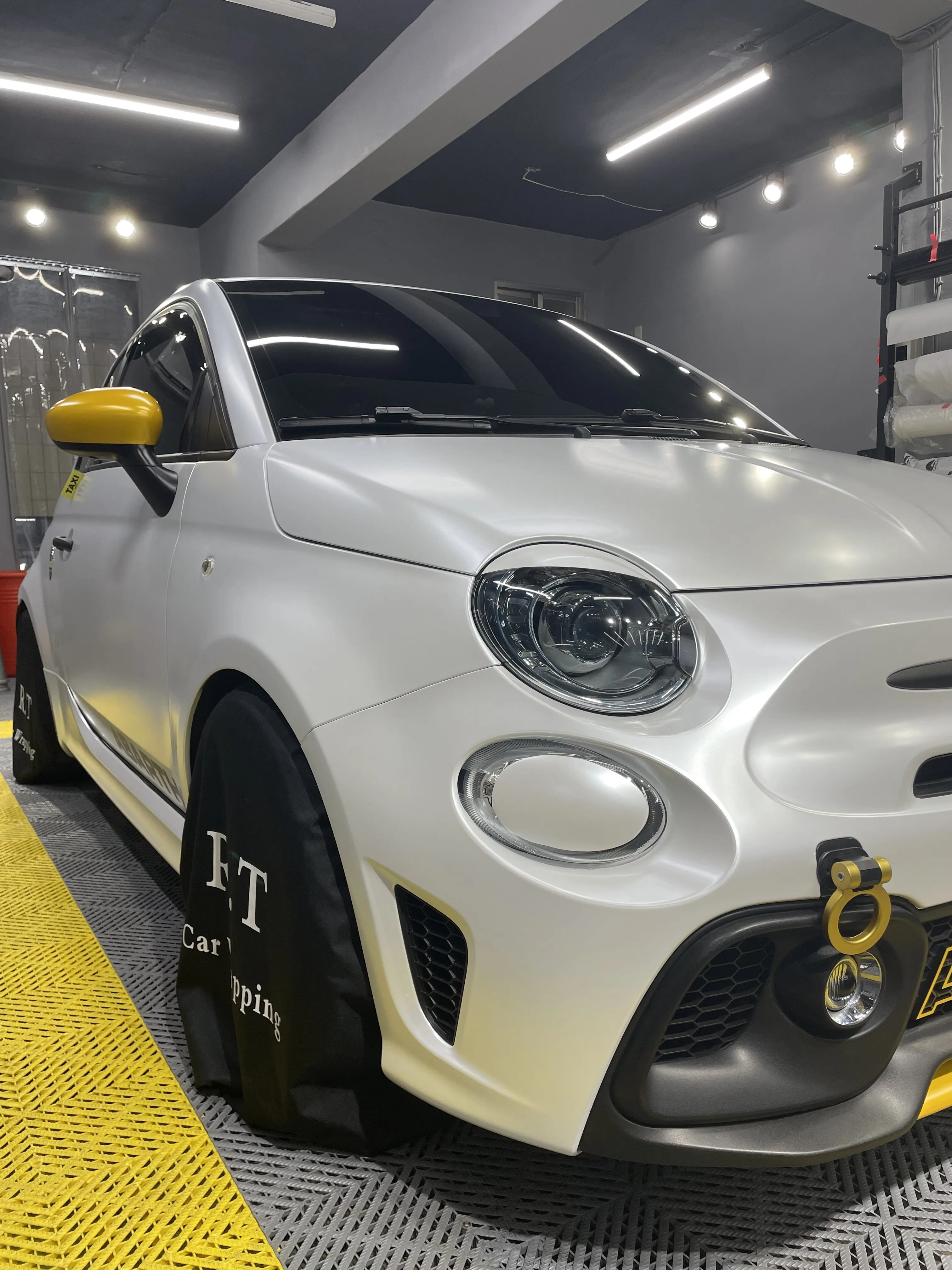 Abarth 595 全車改色
