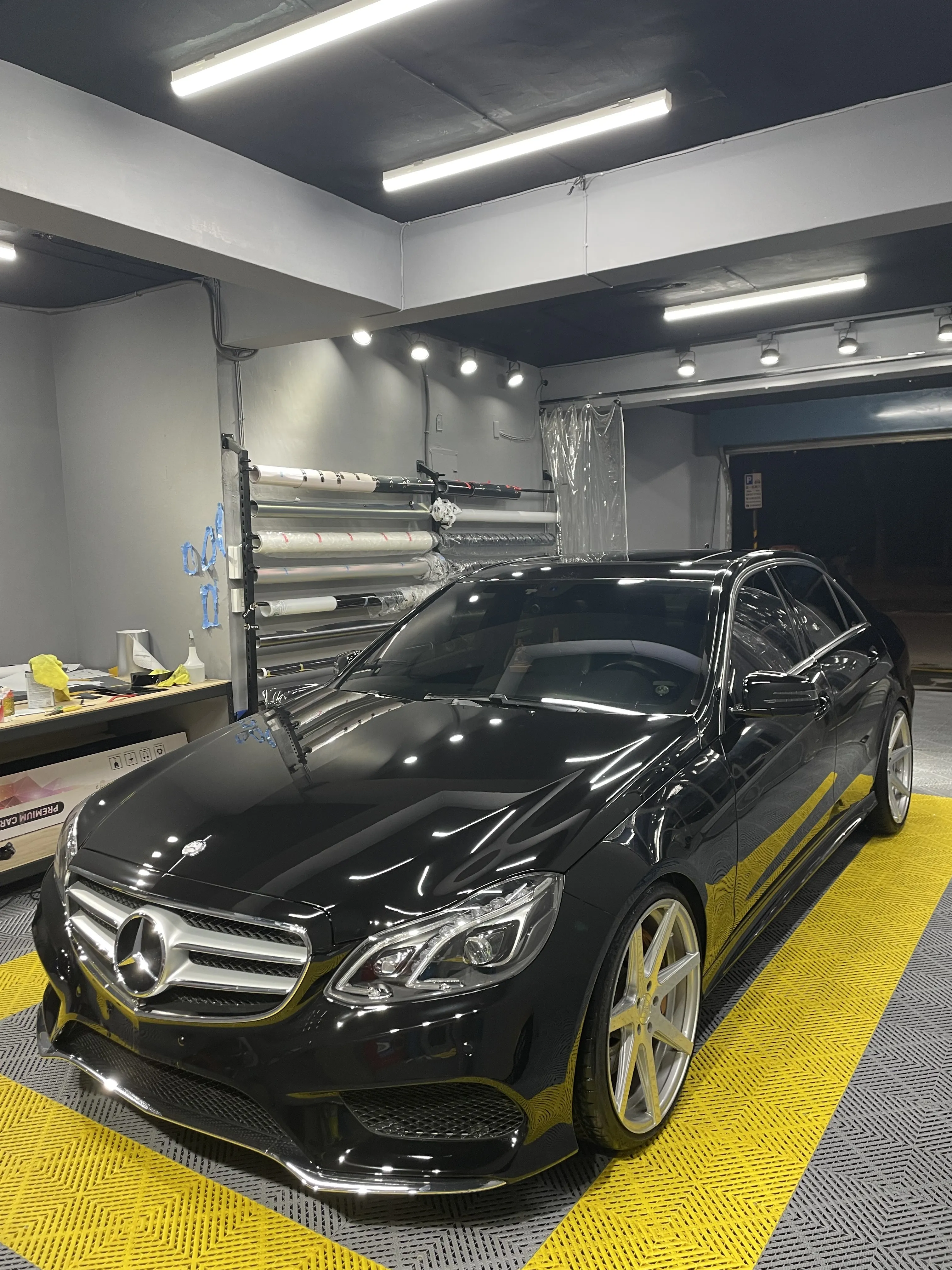 Benz E400 全車改色犀牛皮
