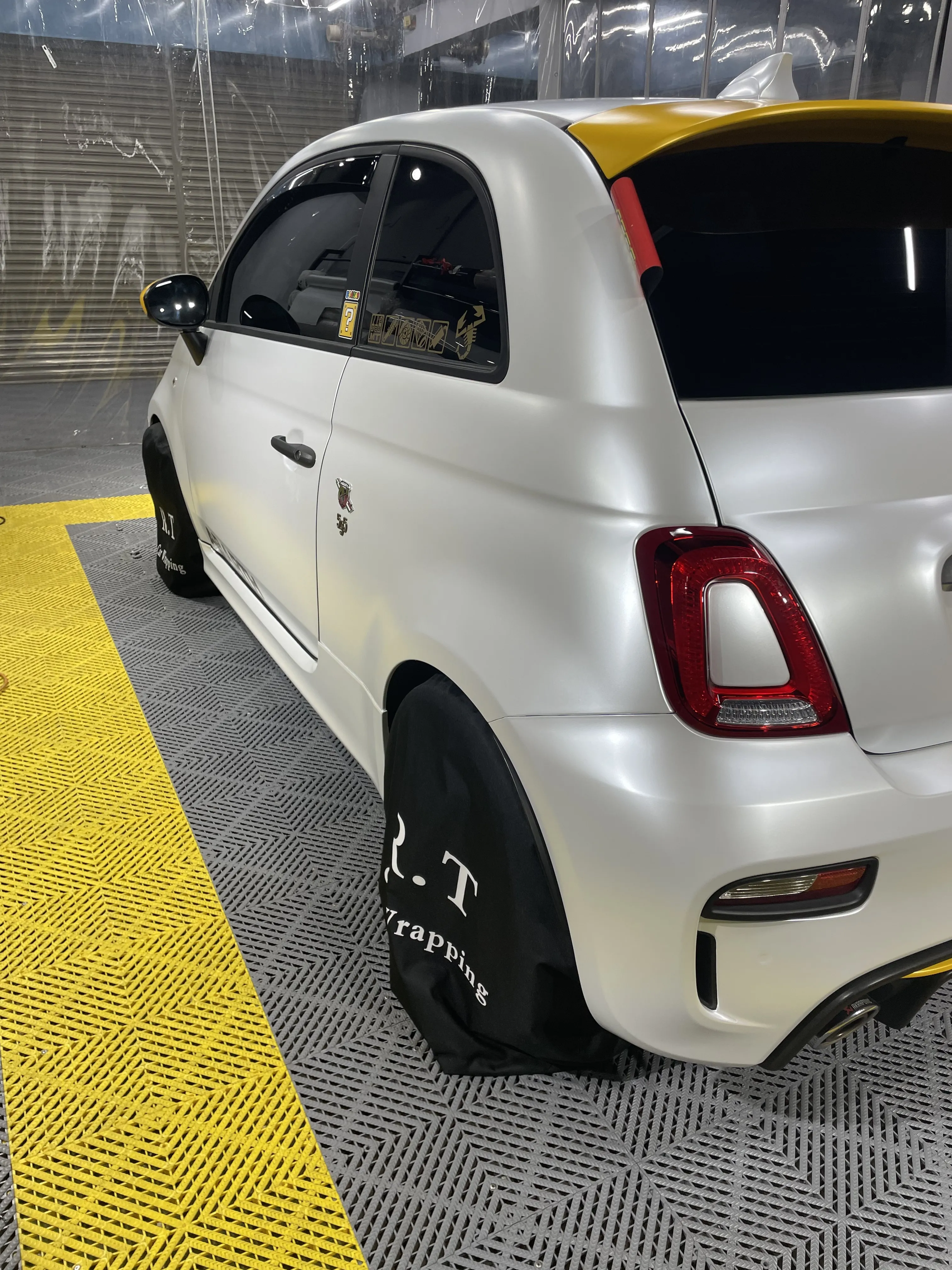 Abarth 595 全車改色