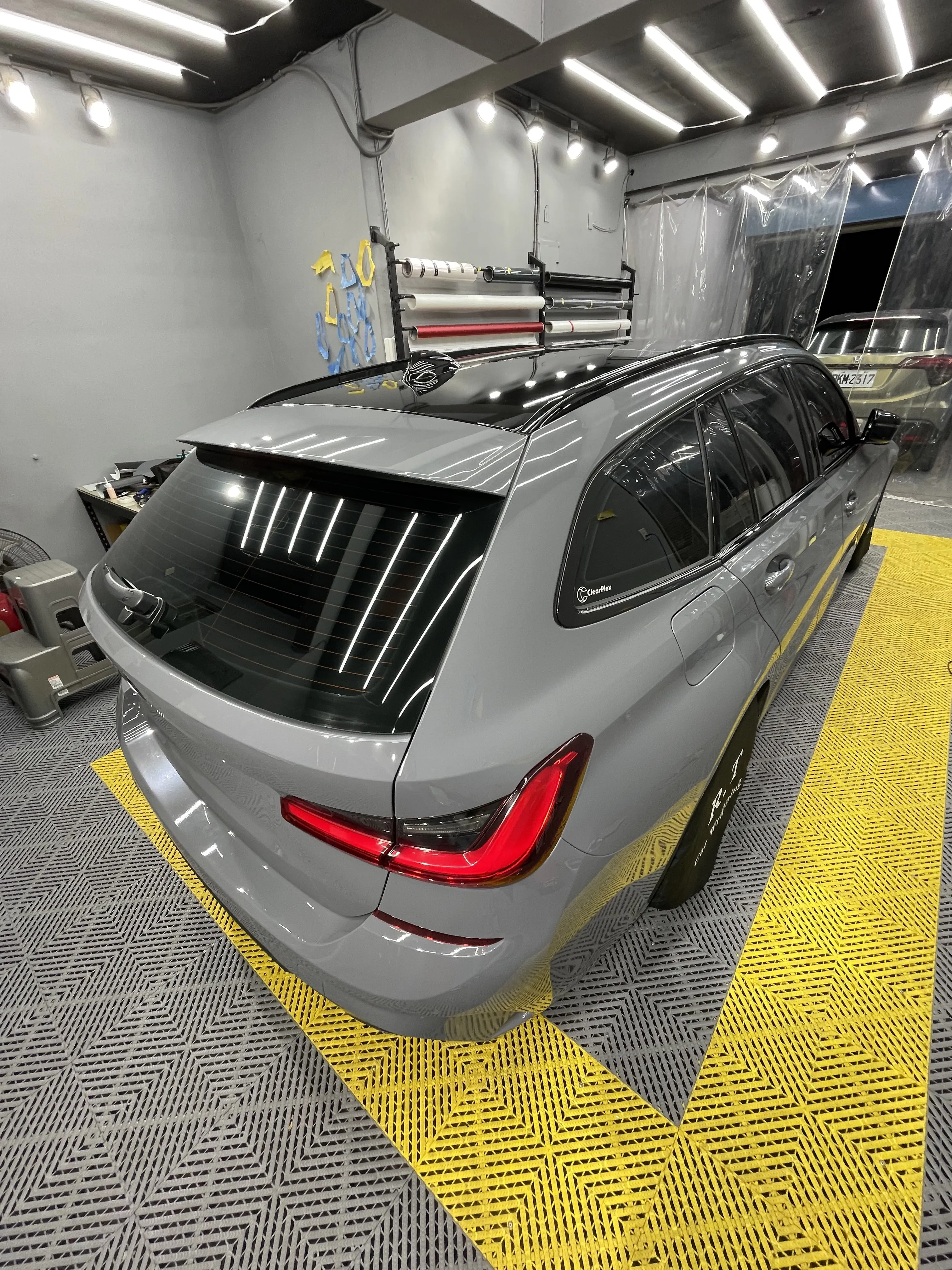 BMW 320I 全車改色犀牛皮