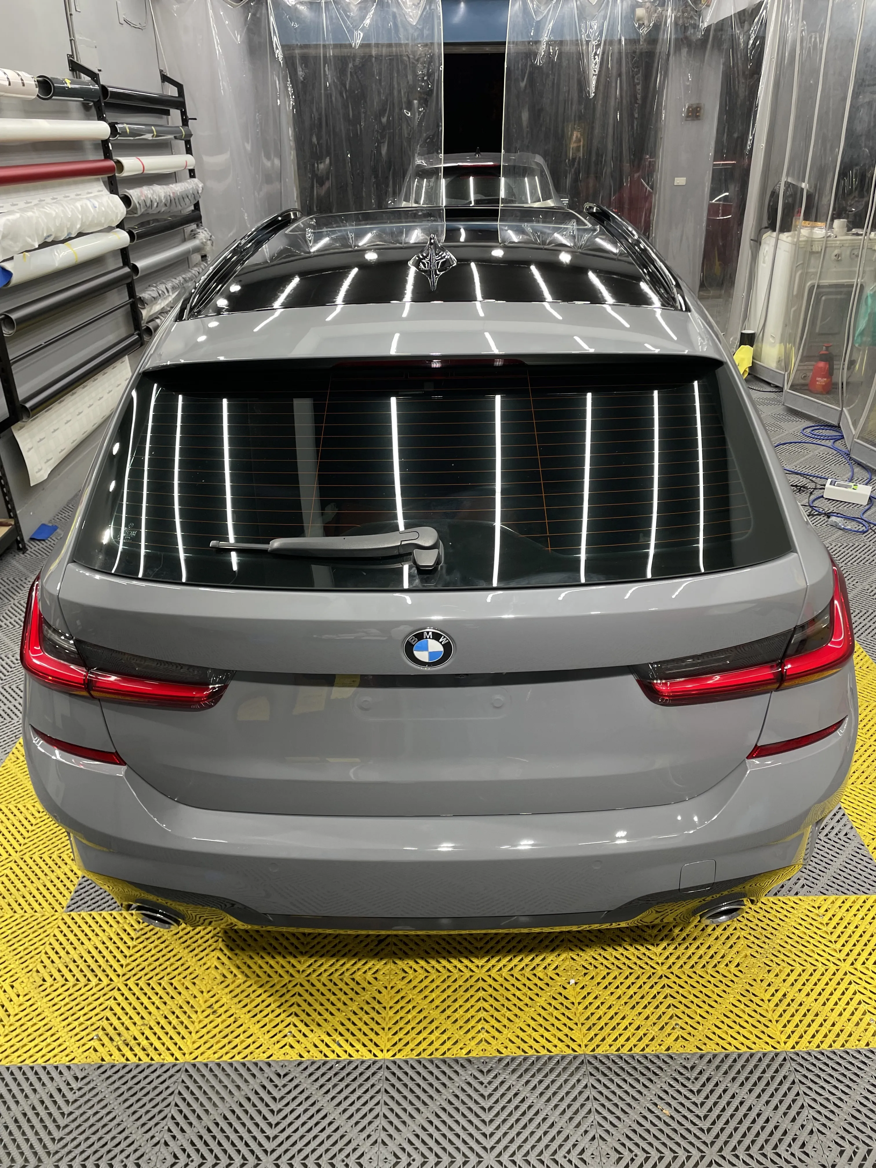 BMW 320I 全車改色犀牛皮