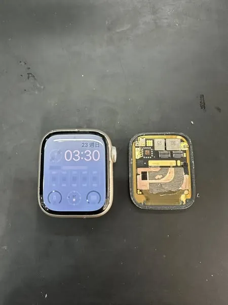 Apple Watch Series 7螢幕漏液維修案件