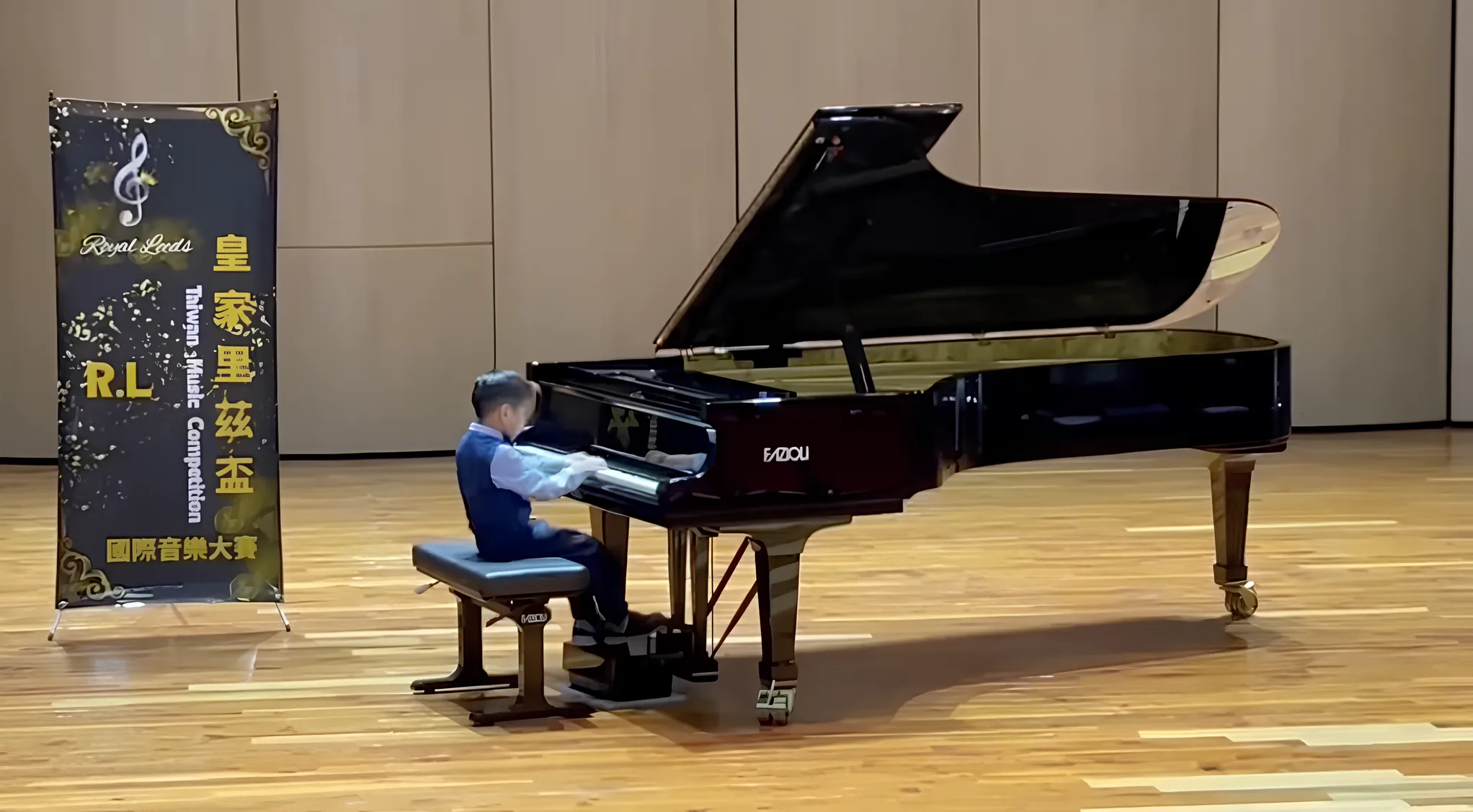 學員參與2026皇家里茲國際音樂大賽影像紀錄｜台中音樂教室｜台中兒童鋼琴｜比賽