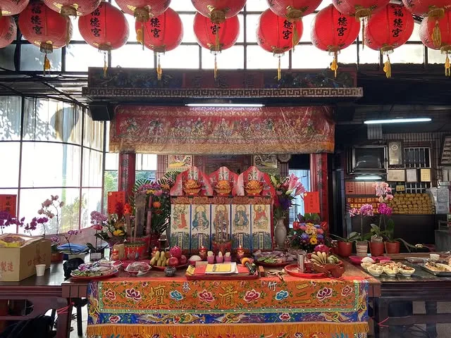 癸卯年臘月 台中市西屯區福德宮 謝燈植福道場 里長、主任委員帶領爐下善信答謝神恩
