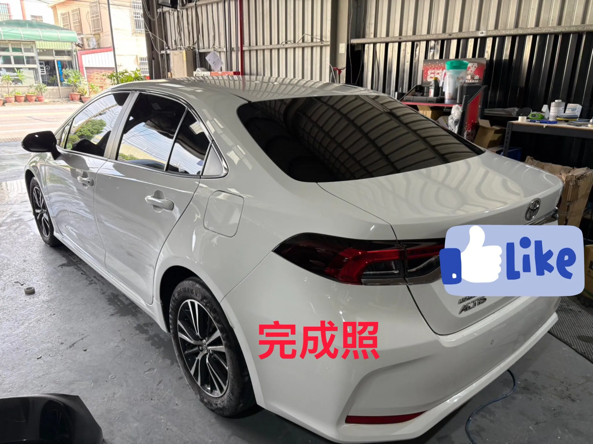 Toyota altis 左後門左後葉受損部位施工完成