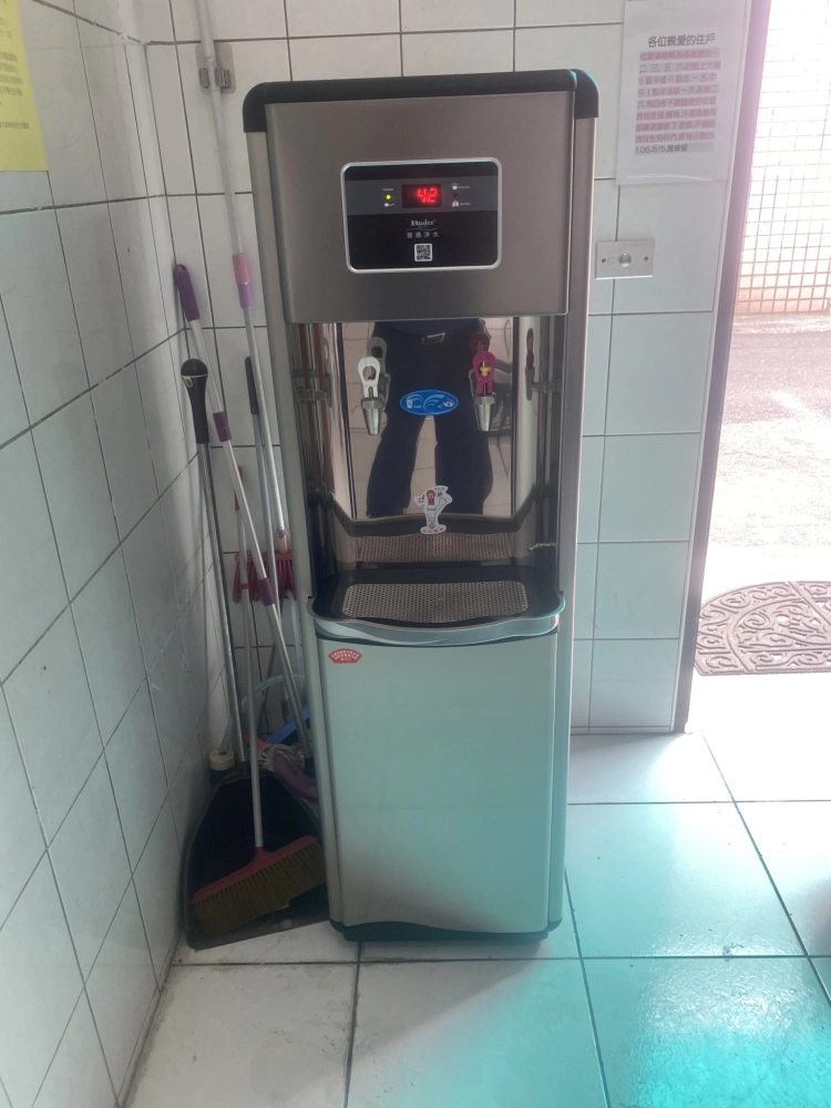 桌上落地型飲水機