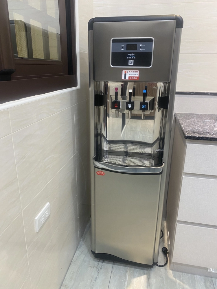 桌上落地型飲水機