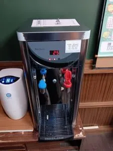 桌上落地型飲水機