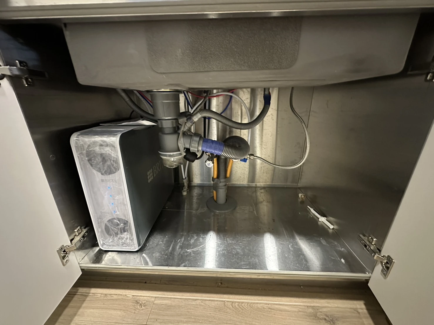廚下型淨水器