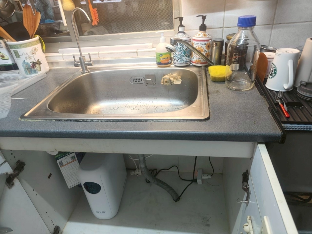 廚下型淨水器