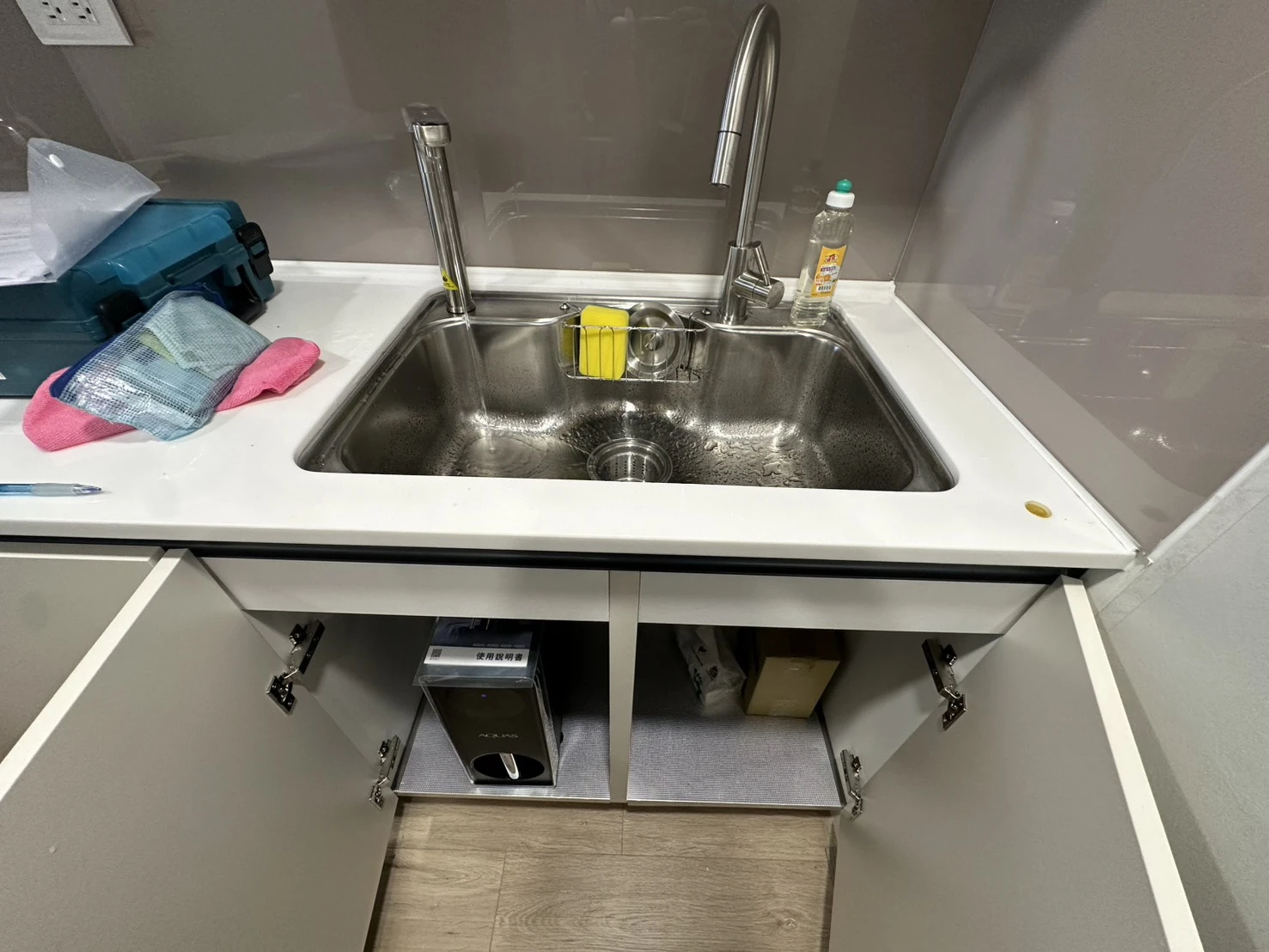廚下型淨水器