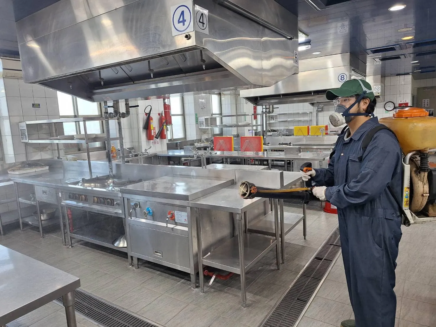 萬能科大烹飪教室定期環境消毒