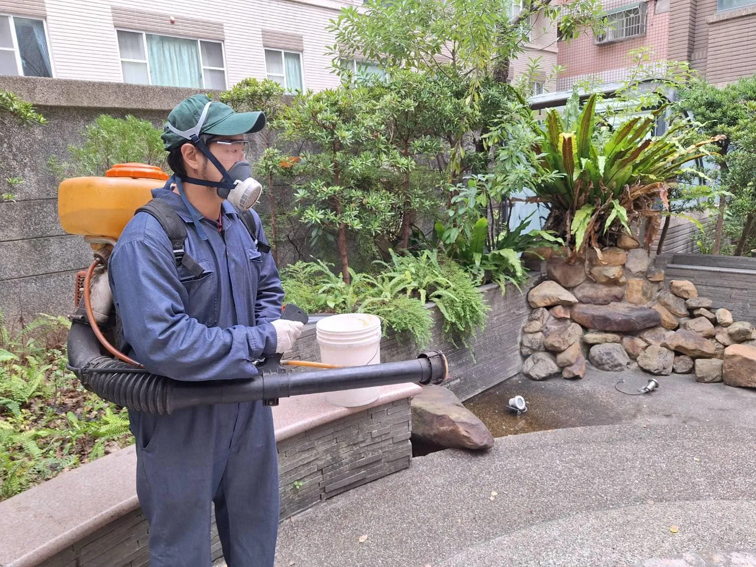 笙園社區車道病媒防治消毒