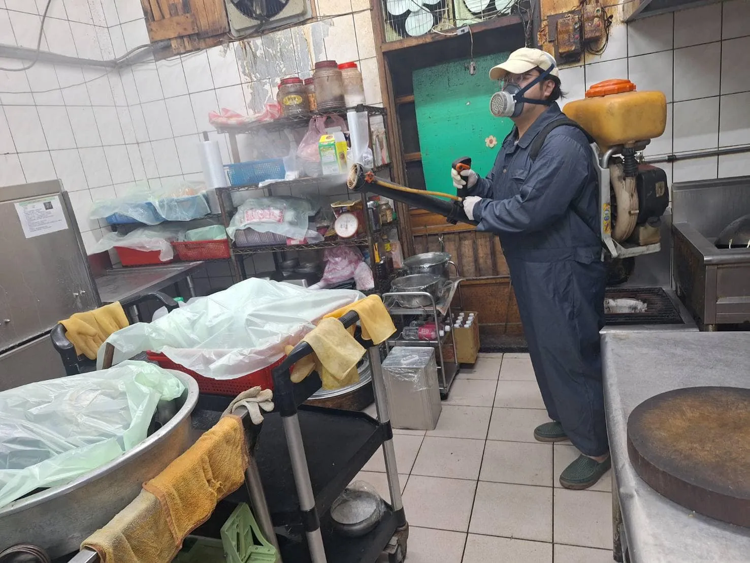 泡茶聊天的地方有做環境消毒嗎？友竹居環境消毒