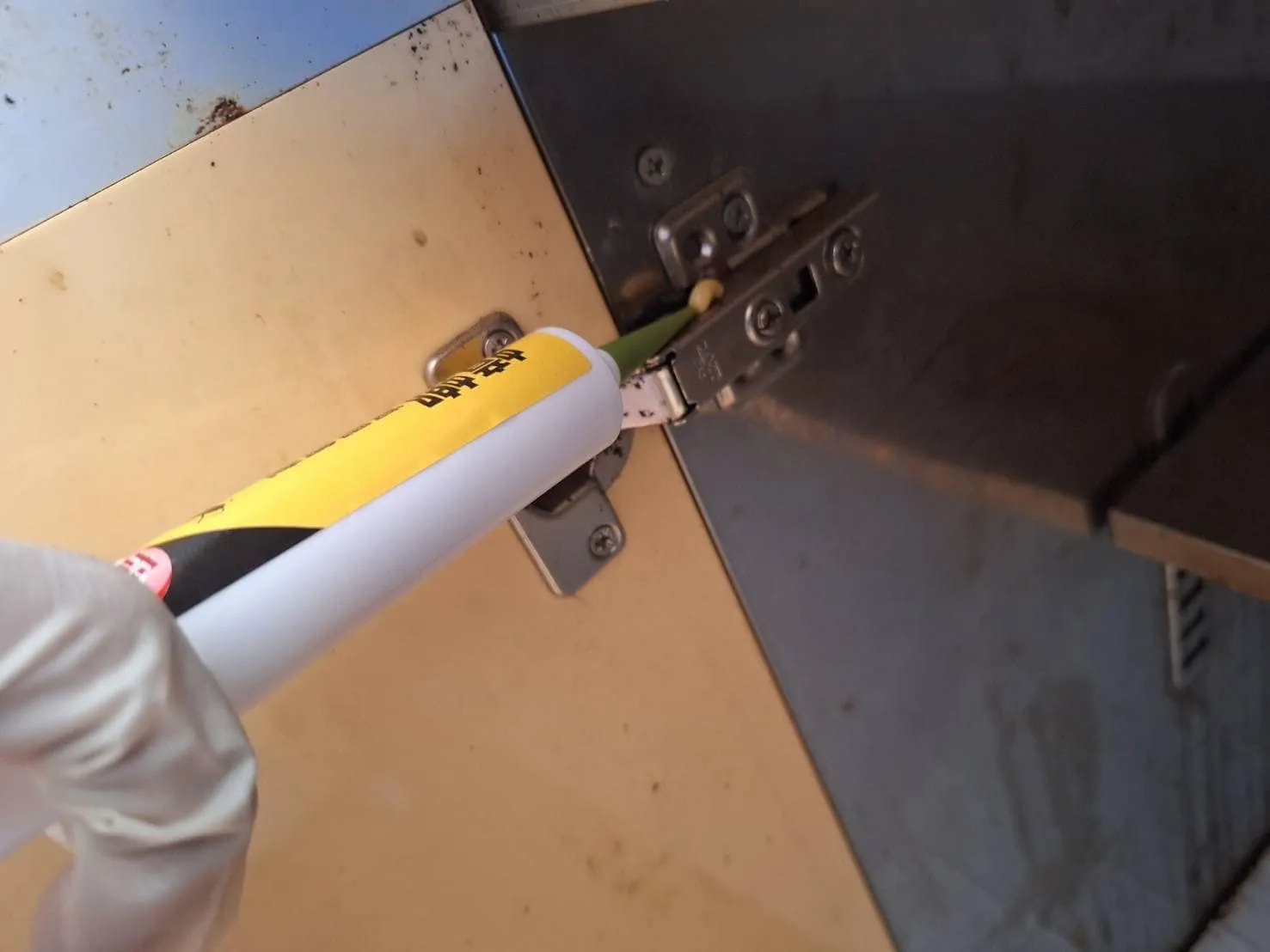 立多祿員工餐廳、宿舍定期環境消毒