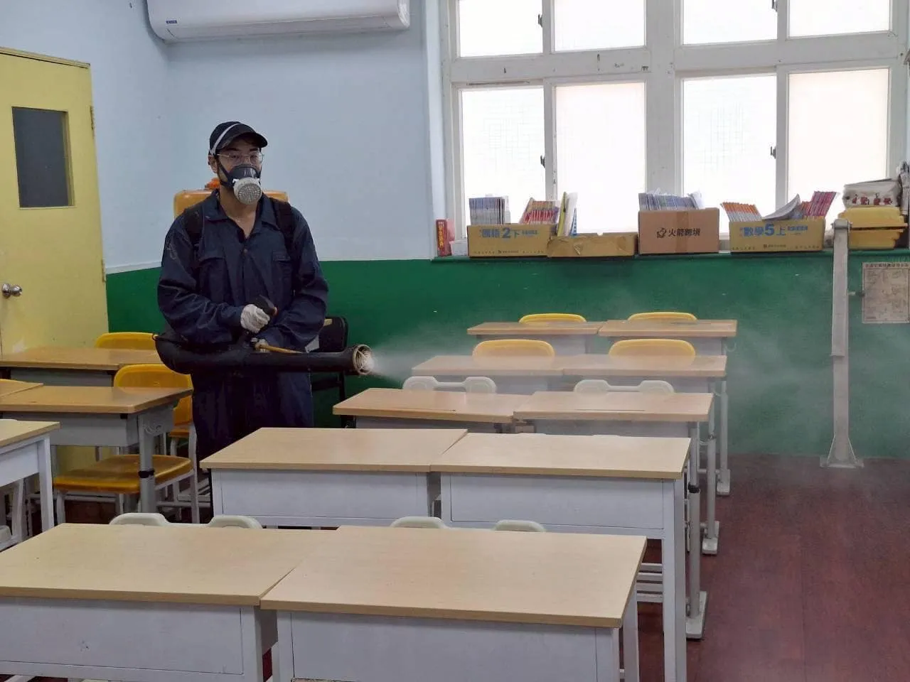 立多祿員工餐廳、宿舍定期環境消毒