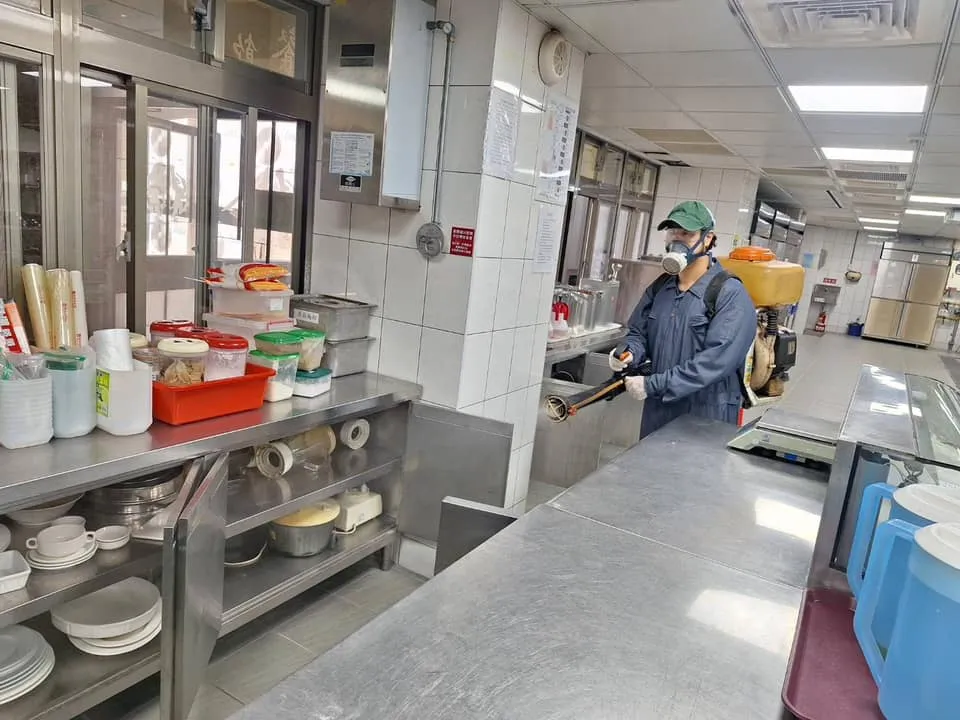 萬能科大烹飪教室定期環境消毒