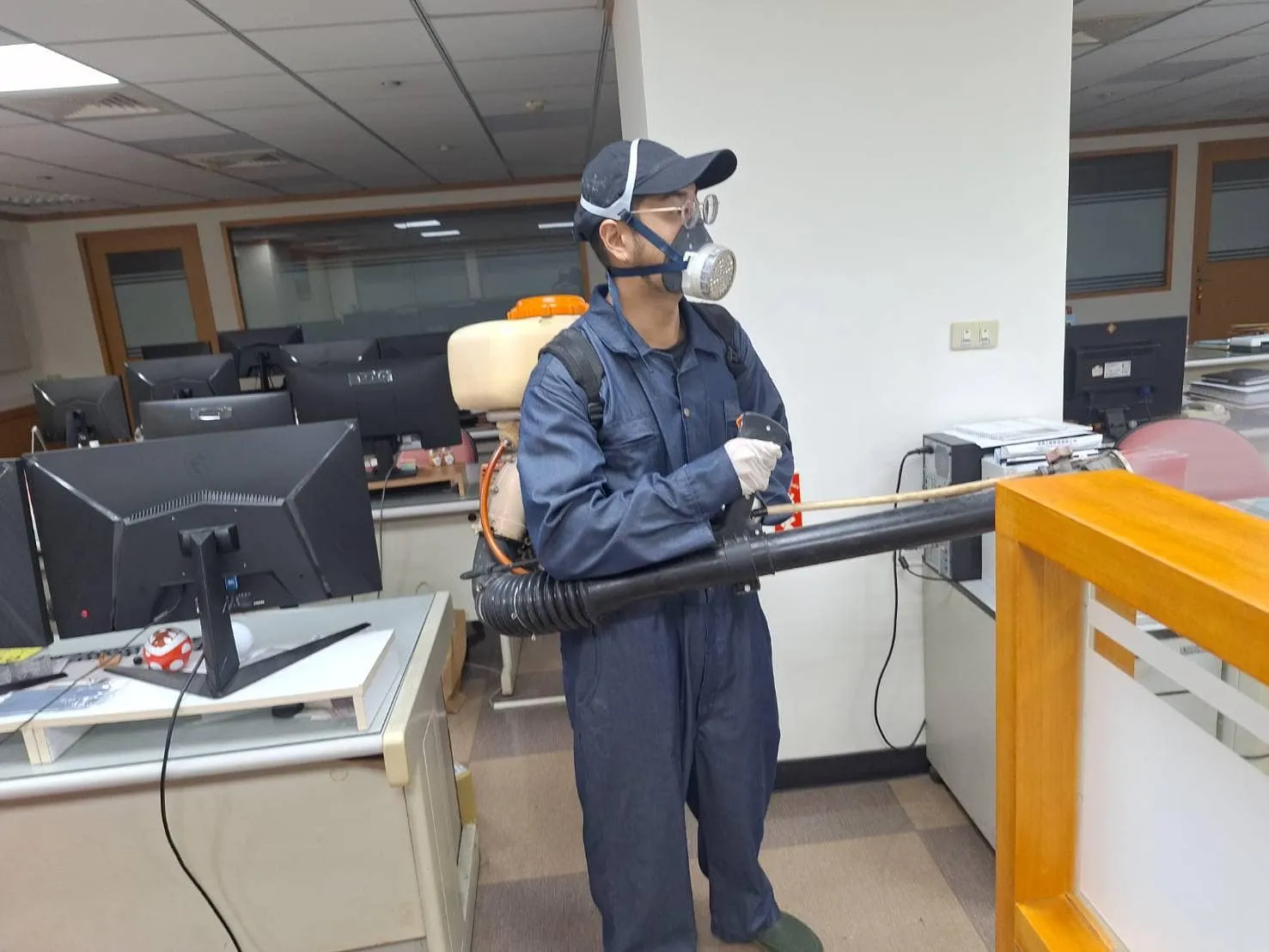 利晉工程、弘新建設公司環境消毒