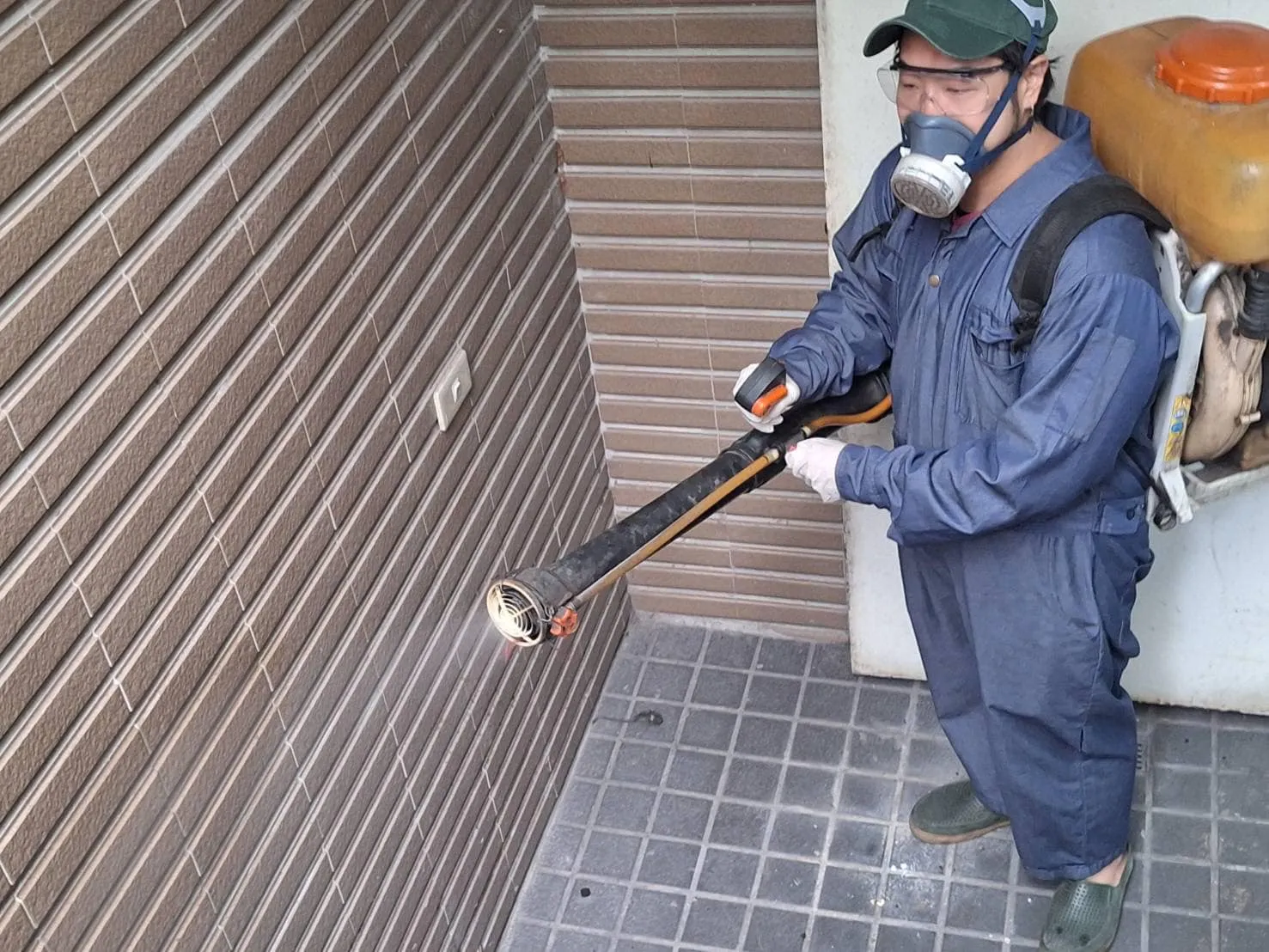 笙園社區車道病媒防治消毒