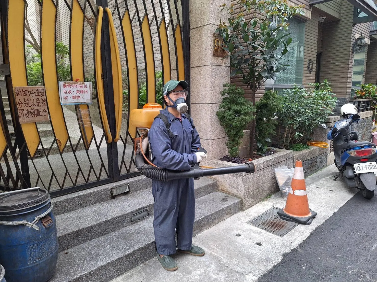 笙園社區車道病媒防治消毒