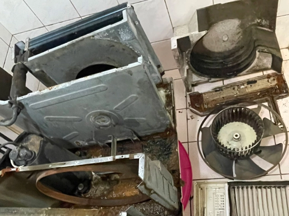 窗型冷氣清洗