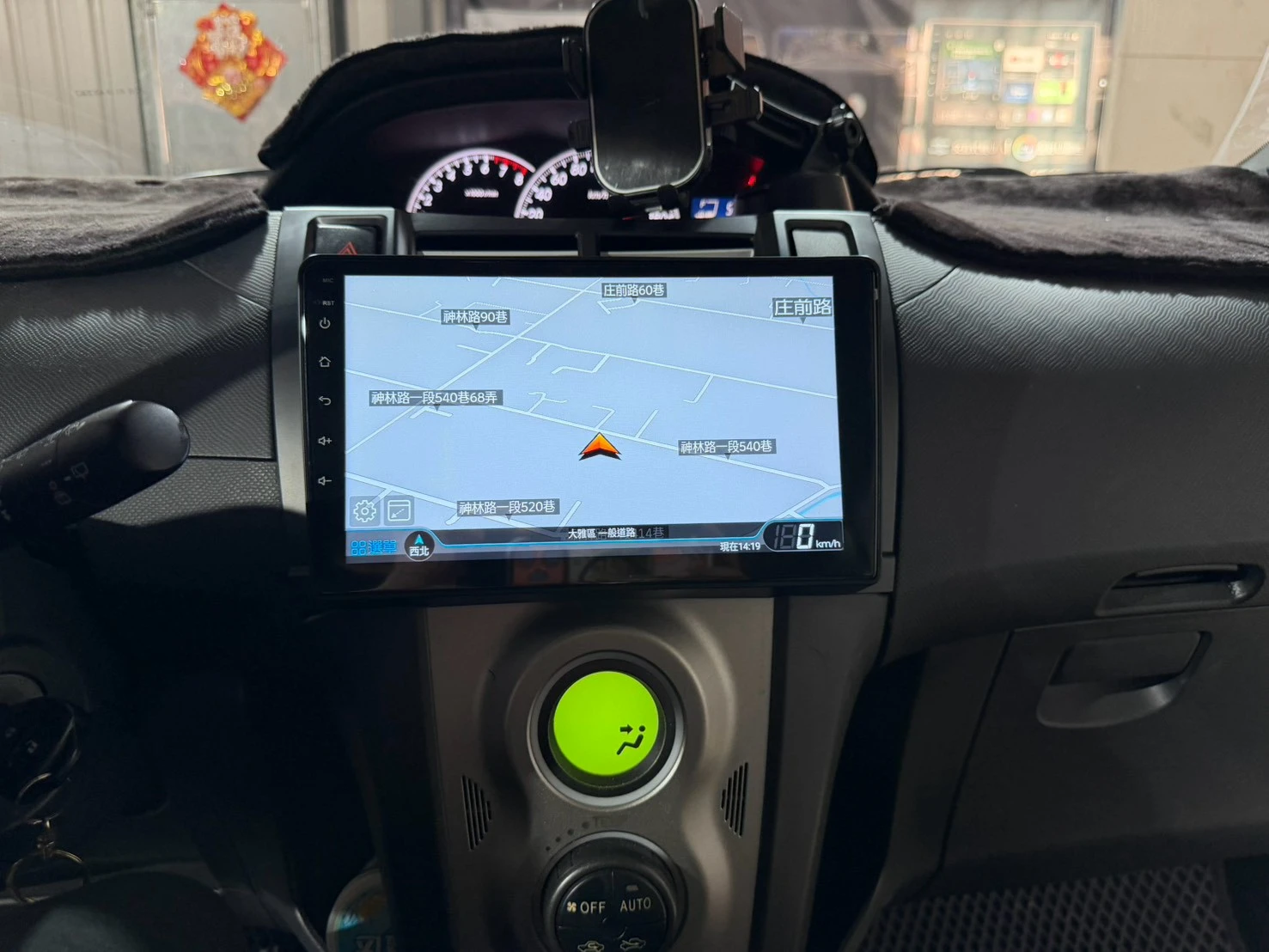2010 TOYOTA YAIRS 主機  喇叭 高清倒車 升級