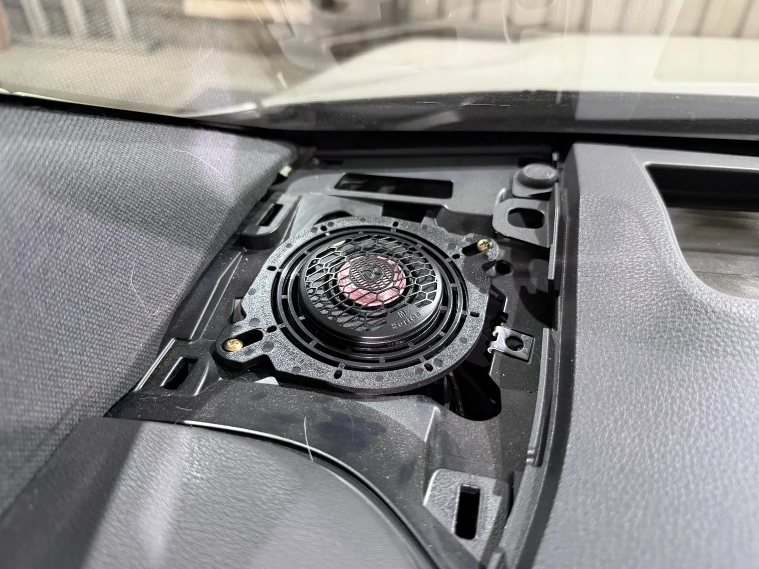 2019 ToyotaAURIS E-Can科技 四門喇叭美國DR 四門車門隔音制震
