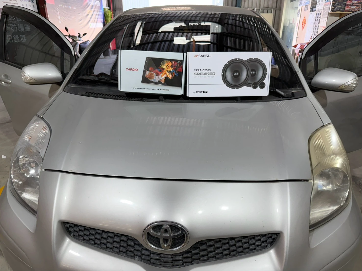 2010 TOYOTA YAIRS 主機  喇叭 高清倒車 升級