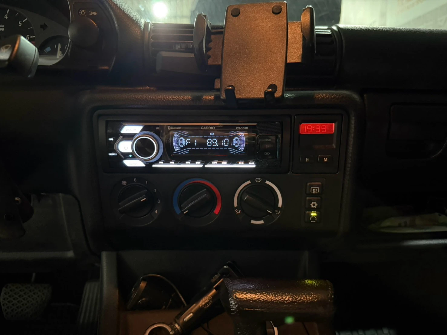 1997 BMW E36 藍牙無碟機