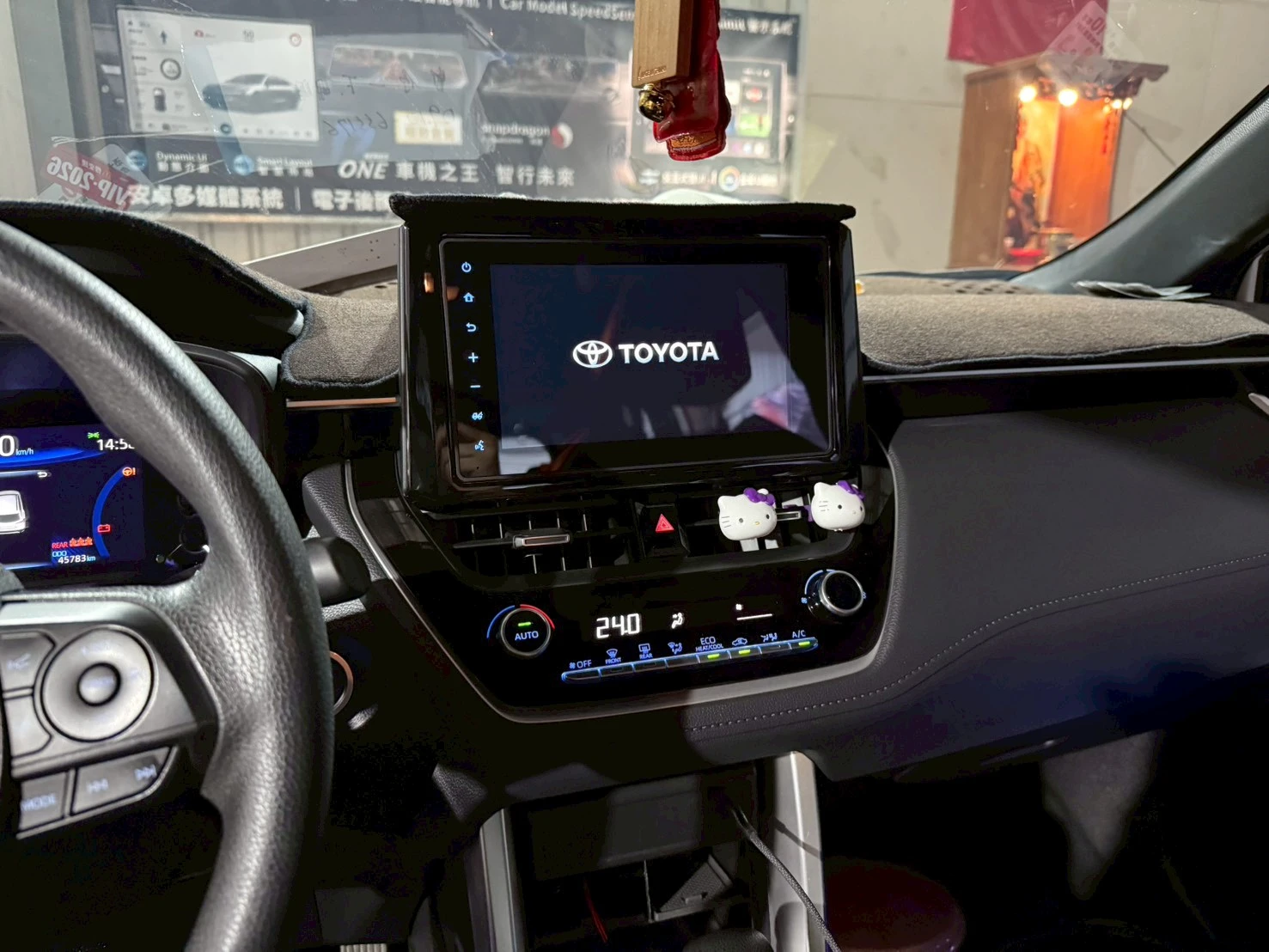 2021 TOYOTA CROSS CC