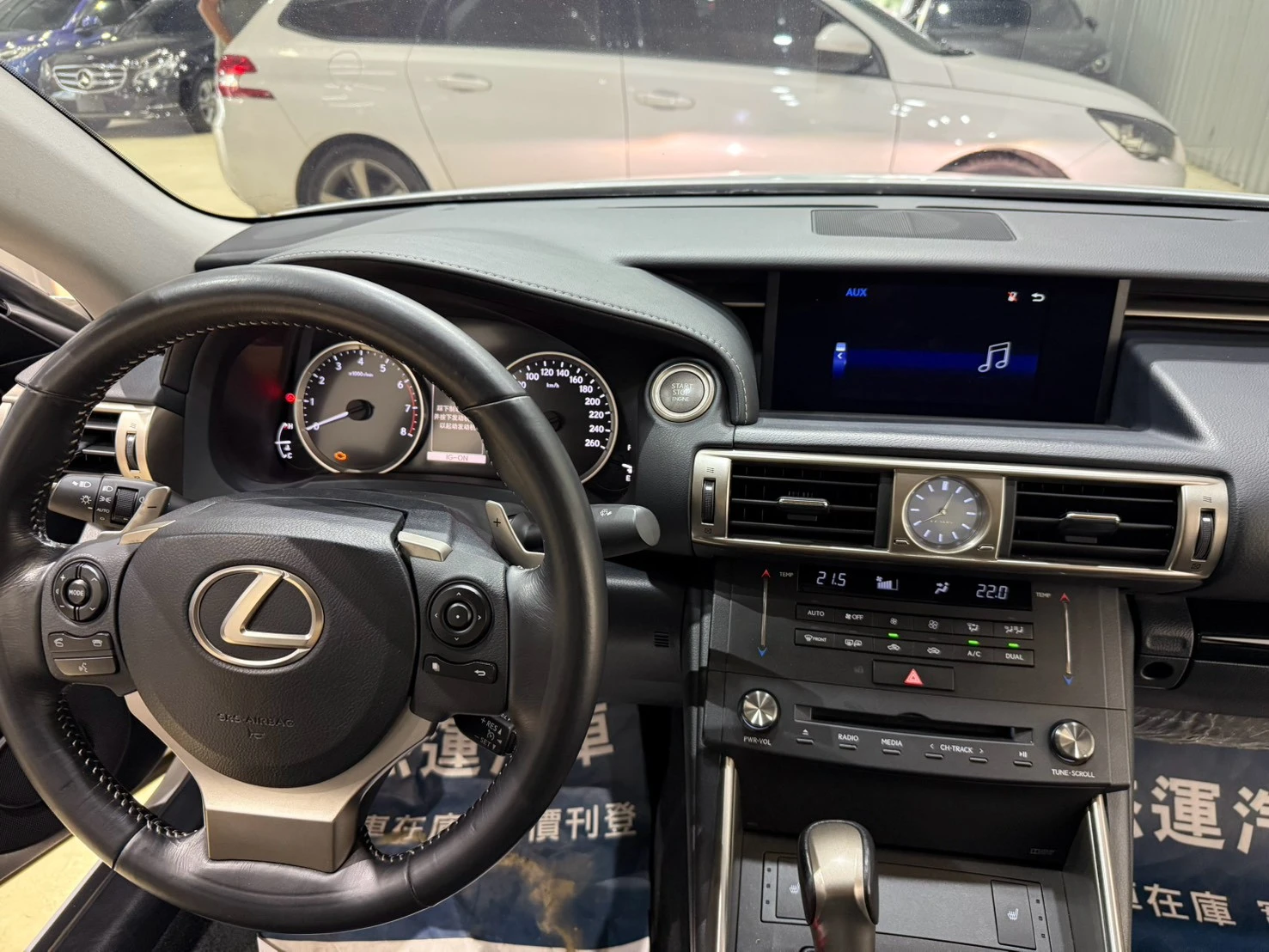 LEXUS IS200t 10.25吋專用機 盲區偵測系統
