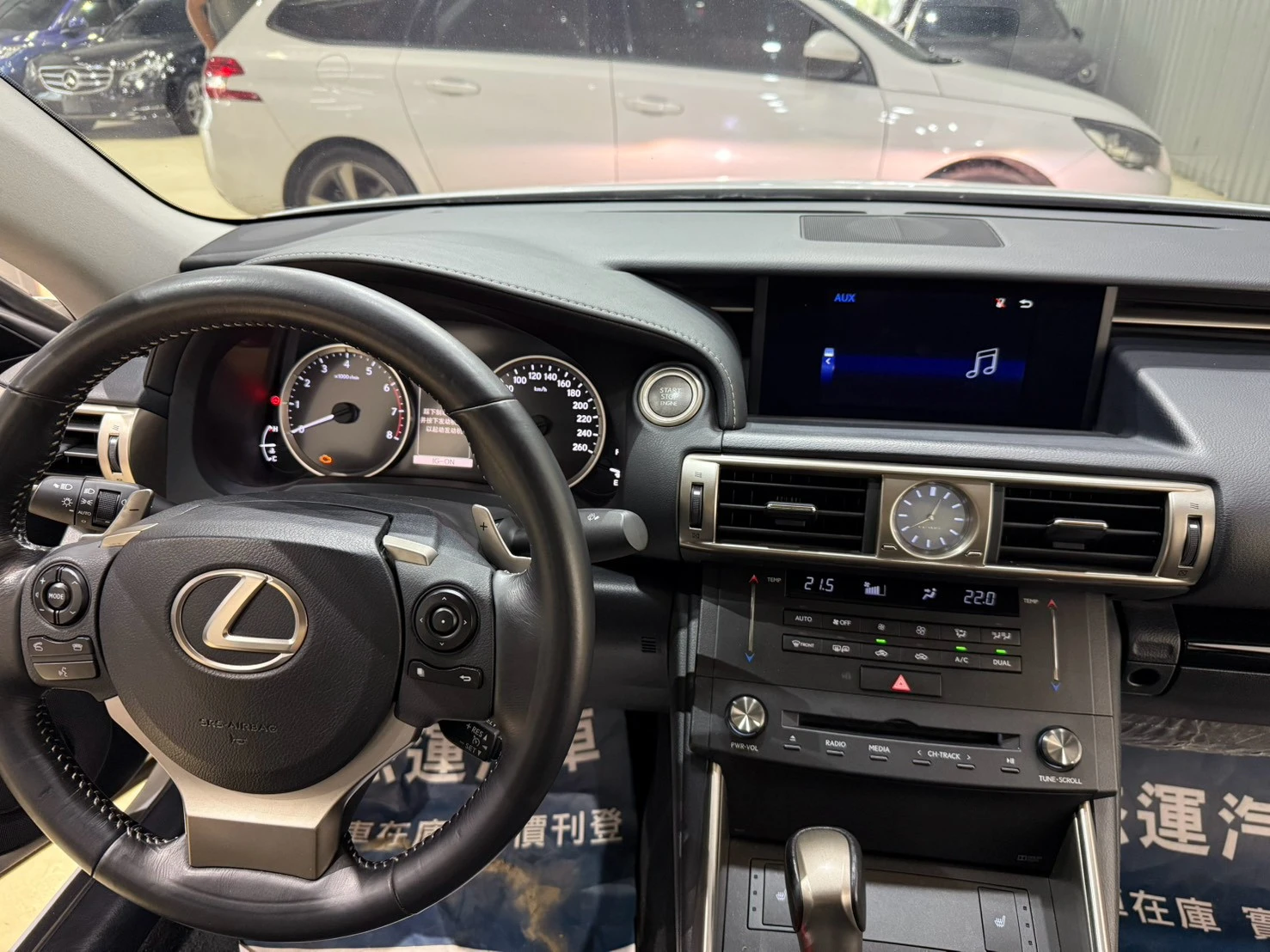 LEXUS IS200t 10.25吋專用機 盲區偵測系統