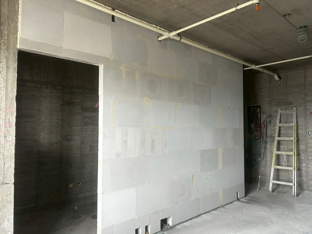 台南歸仁 達麗世界仁-建案白磚隔間