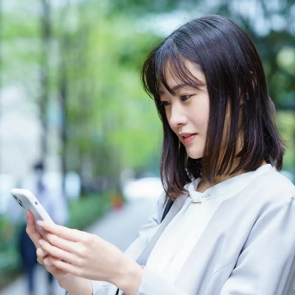 SimmpoR S80-霧面抗藍光護眼保護貼 iPhone15 ProMax