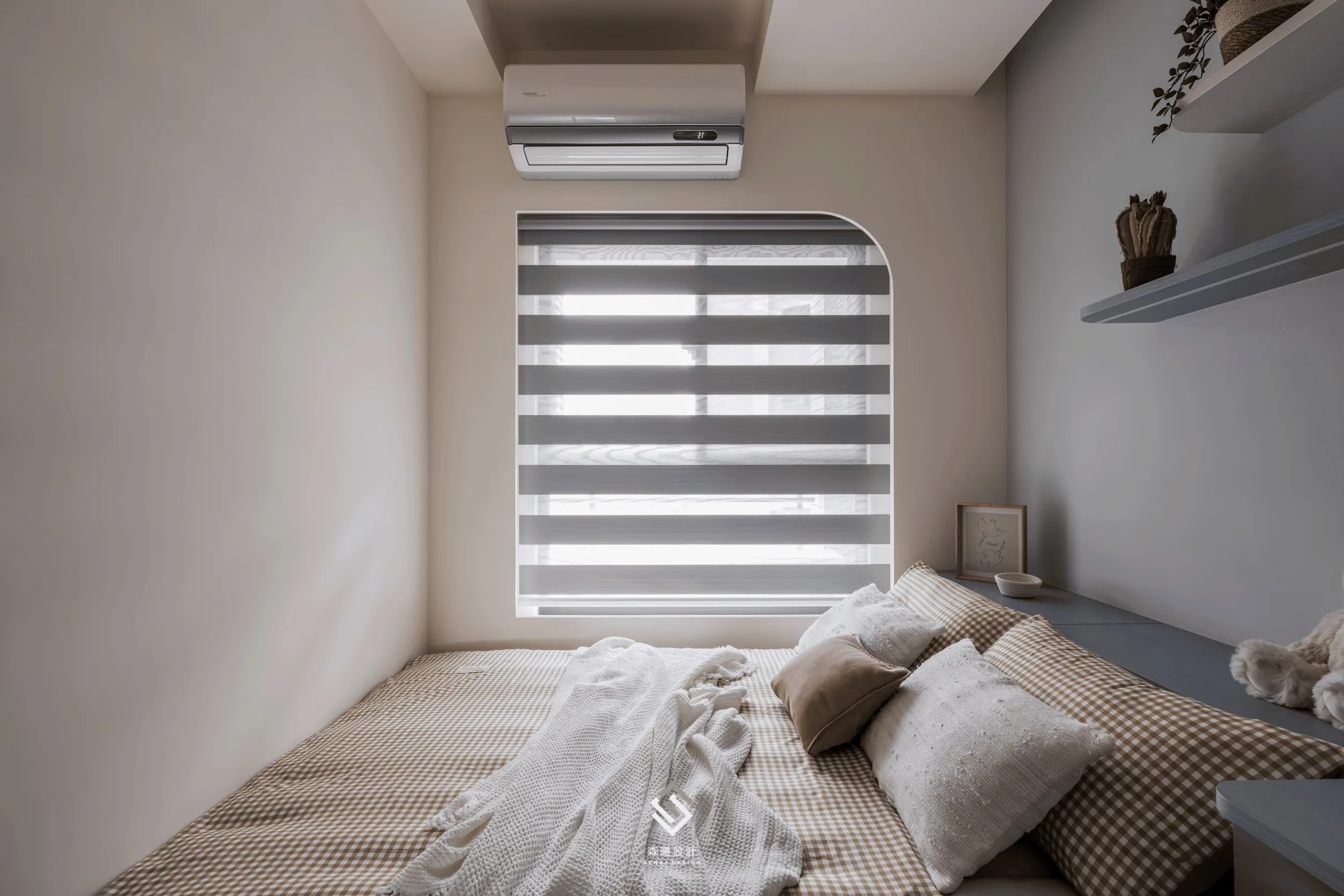 佳鏵玥寬庭<br> 出晴