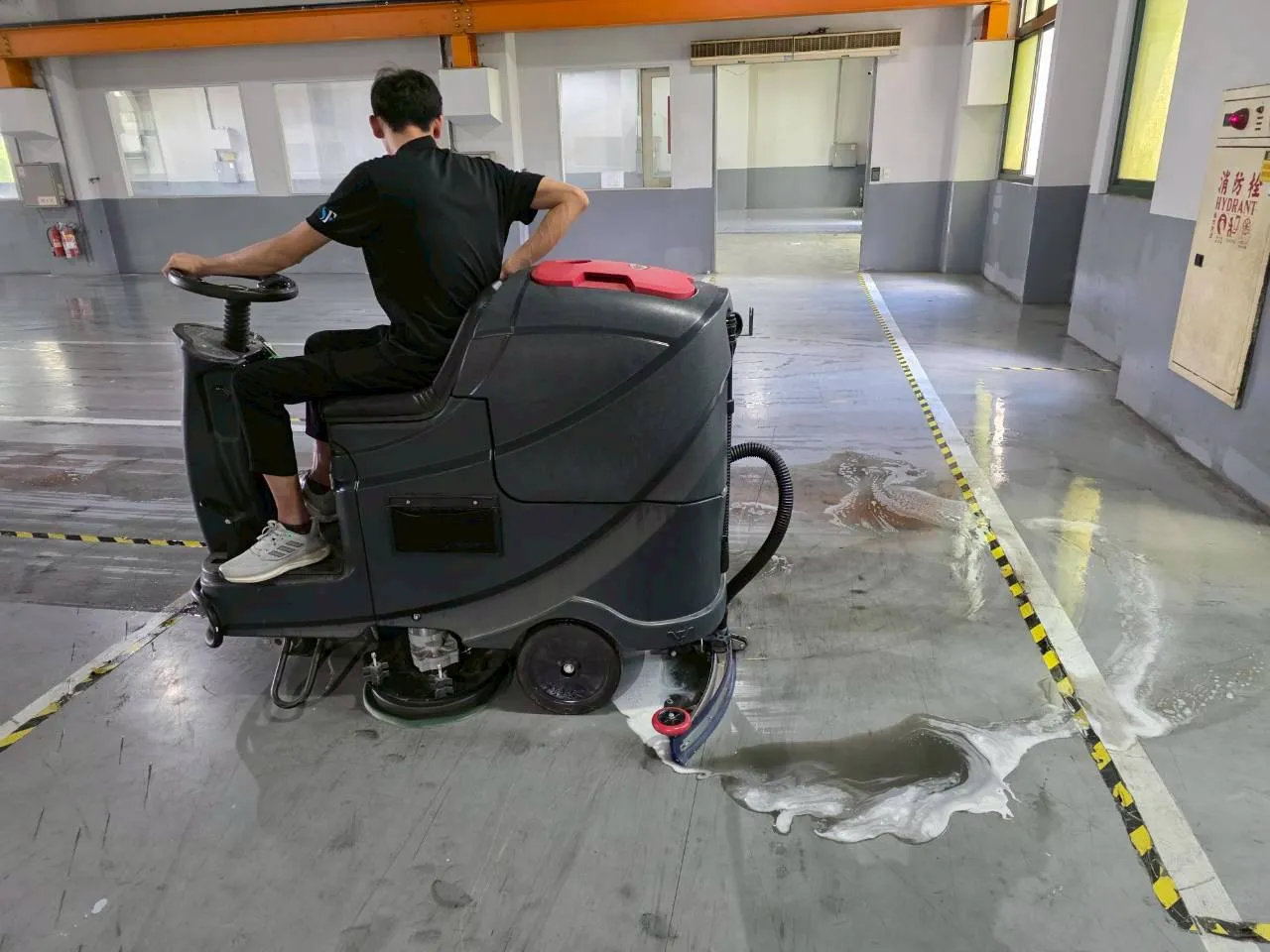廠房/辦公室清潔 地板打蠟