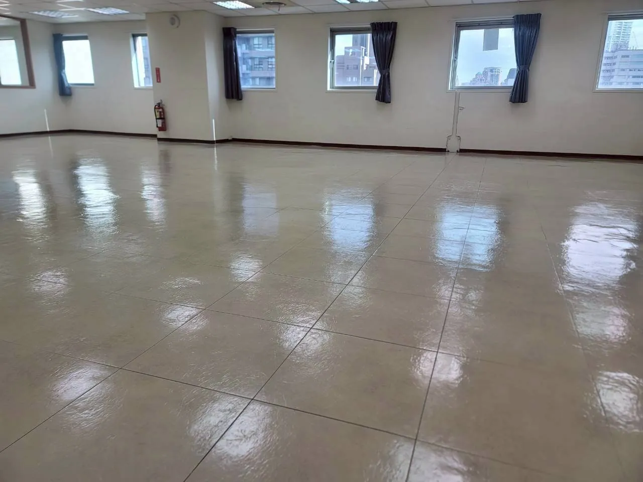 廠房/辦公室清潔 地板打蠟