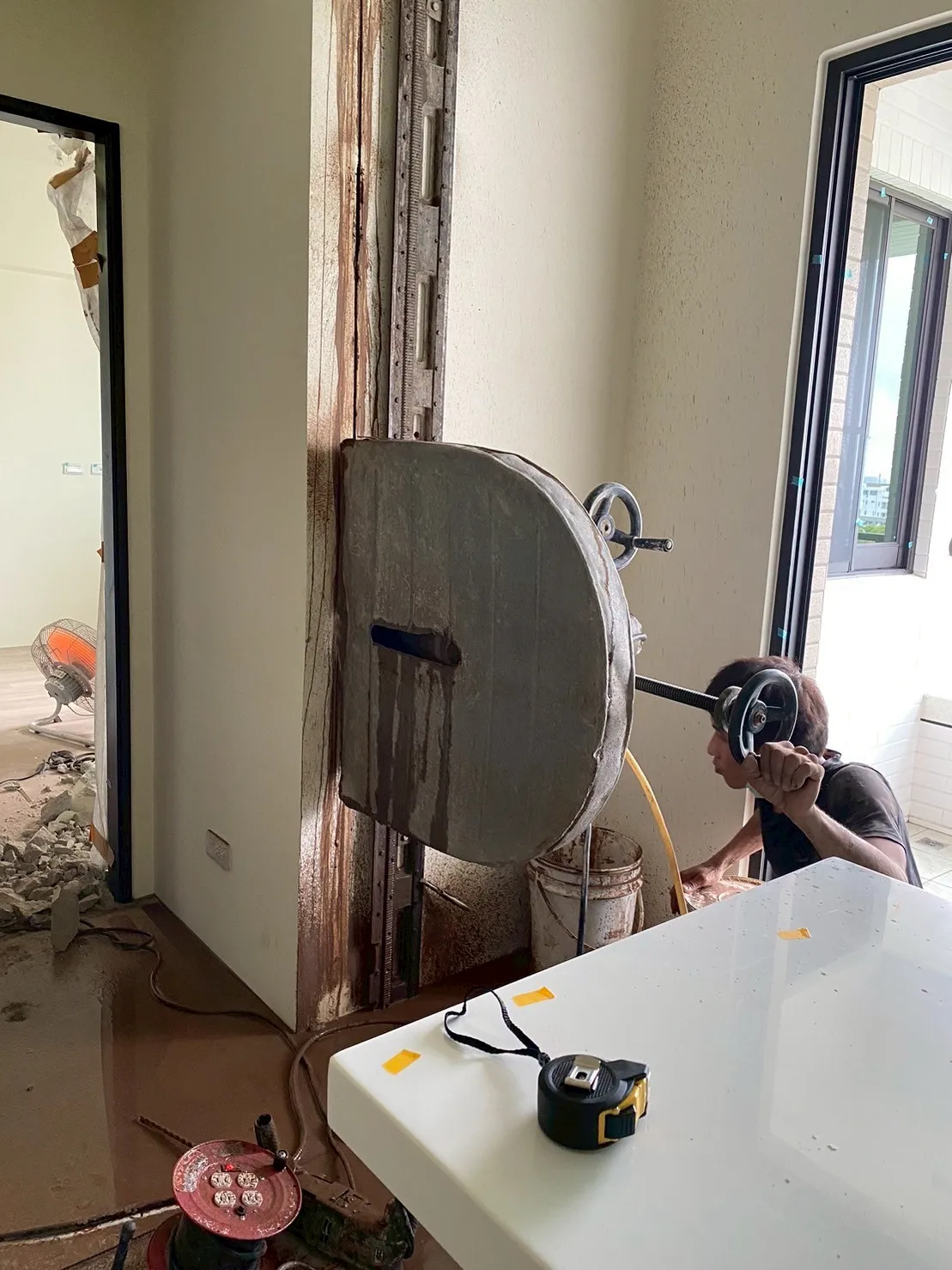 拆除及切割工程